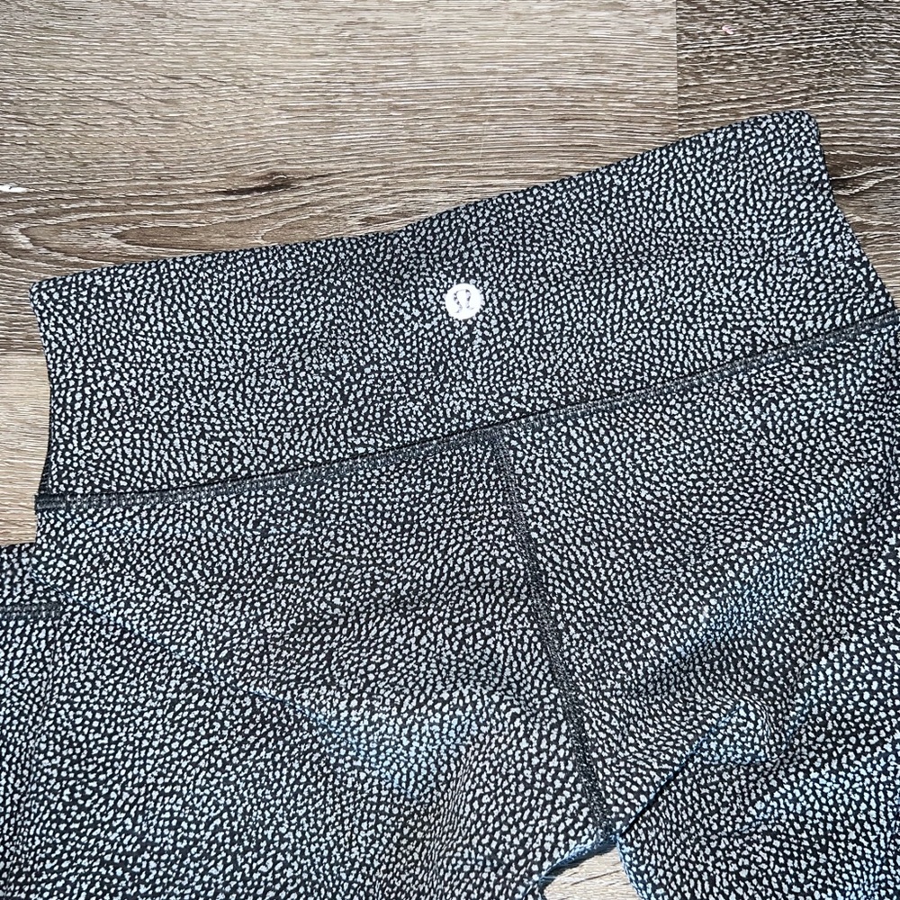 Lululemon Black & White Printed Active Leggings